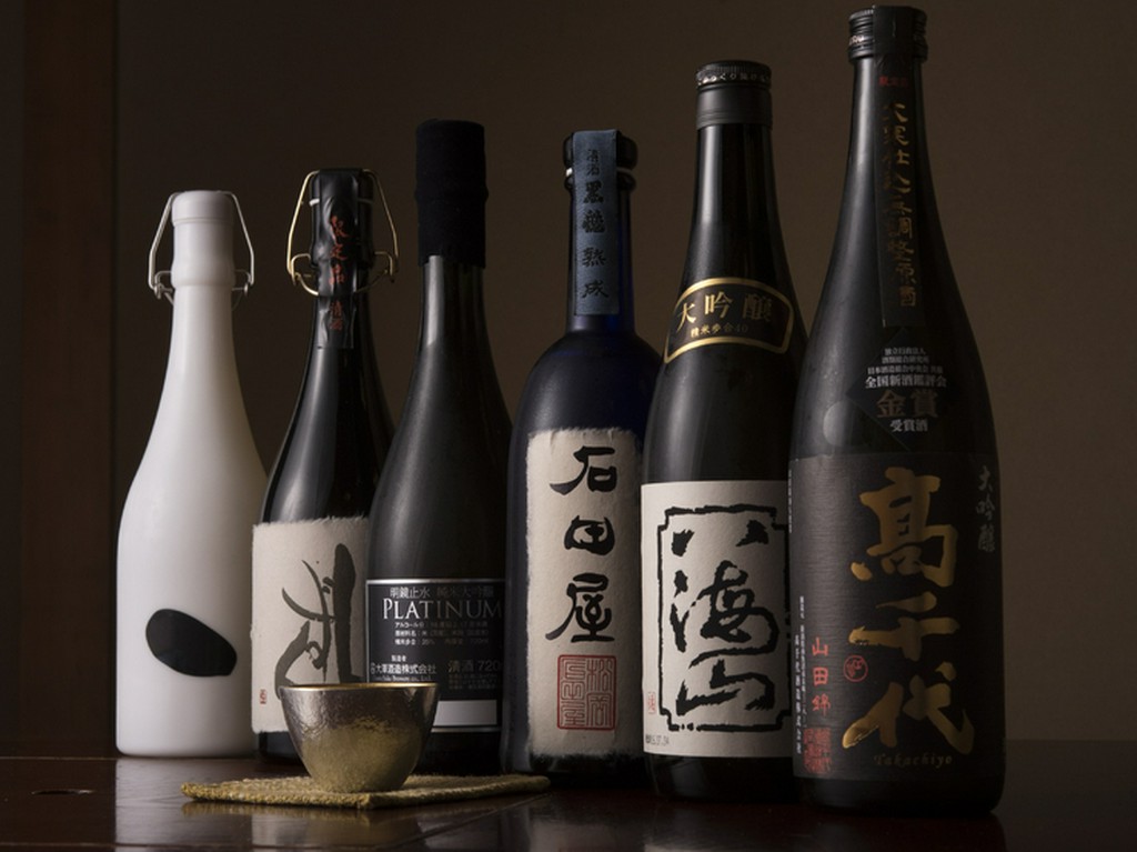 充実の日本酒ラインナップ。期間限定酒も要チェック