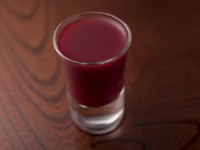 すっぽんは昔から漢方薬にも使用され高タンパク、低カロリーな食材です。滋養 強壮、美肌効果など体を癒してくれます。季節の変わり目の時期　疲労回復に大変おすすめです。