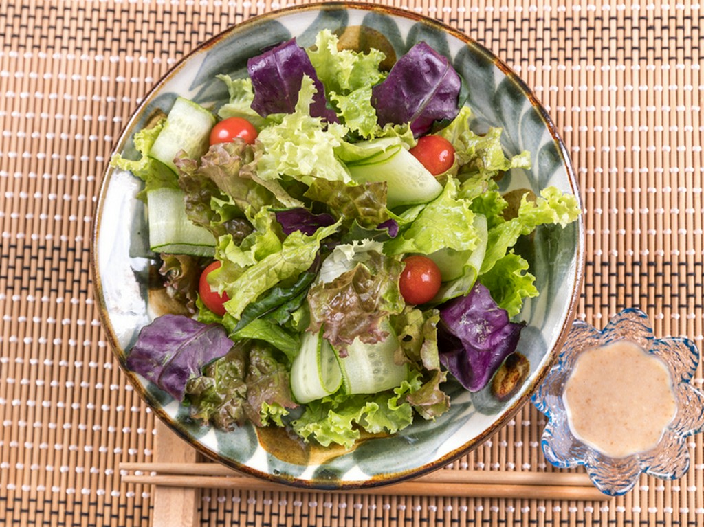 『サラダ　オリジナルじんじゃーごまドレッシング』