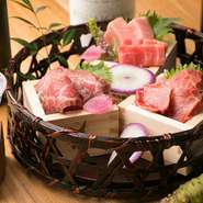 伝統和食ベースの料理が特徴。魚は本鮪にこだわり、和牛・豚・鶏などお肉もさっぱりといただけます。