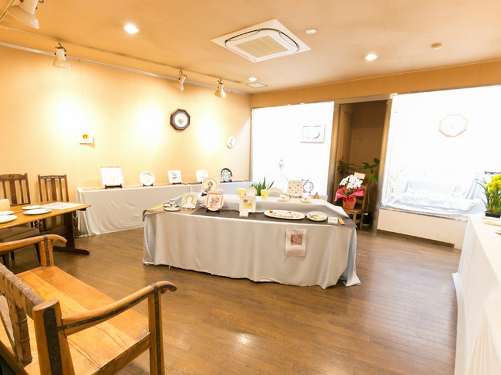 アートの世界も触れられる、隣接しているスペース