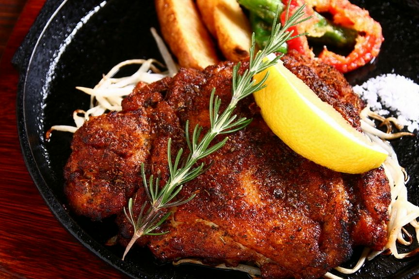 すだち鶏のシチリアの粗塩焼き
