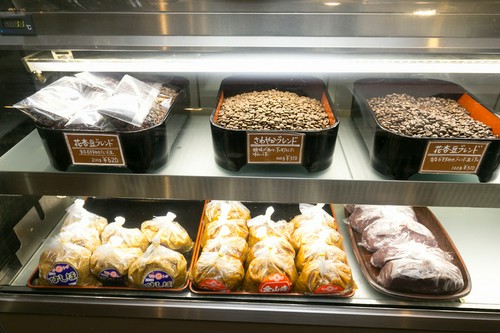 コーヒー豆や調味料など、こだわりのオリジナル