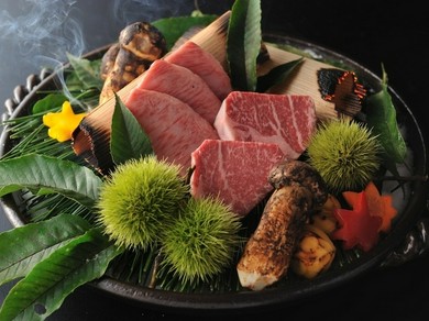 コースのお品書き［全13品］税サ別