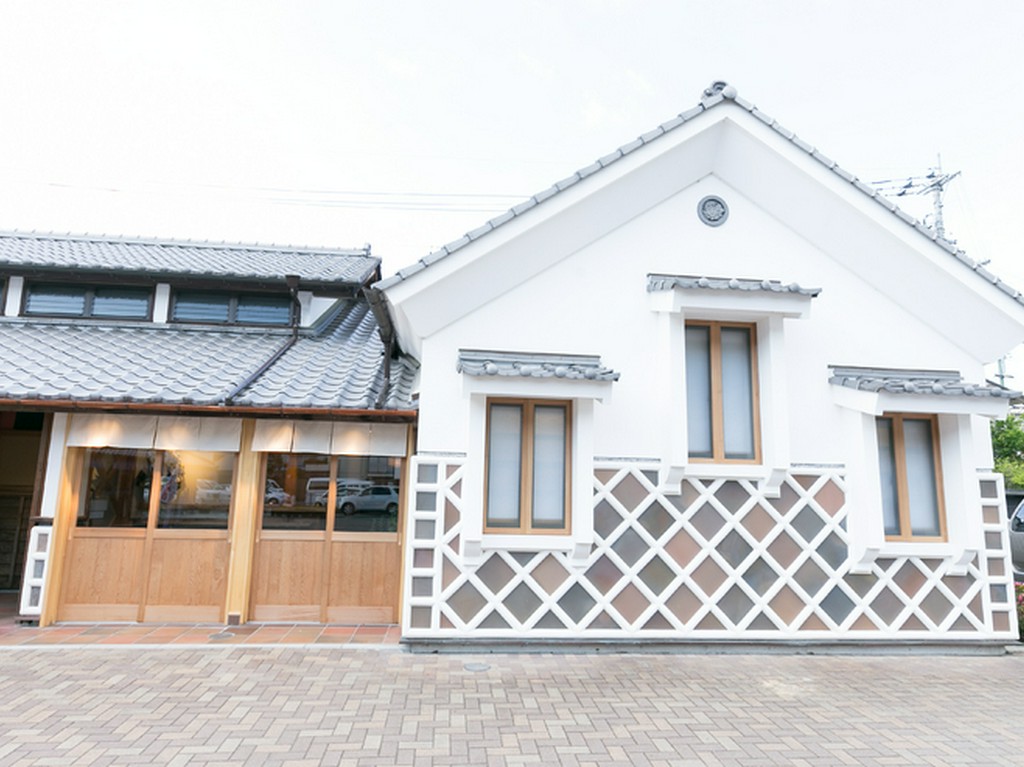 城下町らしい佇まいで観光客をお出迎え