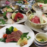 和牛ロースステーキの他、鮎、スズキ、鰻など旬魚介もたっぷりで初夏を満喫できるちょっと贅沢な内容です。