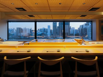 大切な記念日などのお祝いにも最適。サプライズのお手伝いも