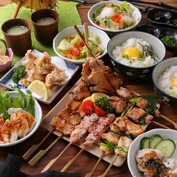 各種ご宴会におすすめ！七谷地鶏を満喫できるスタンダードコースとなっております！