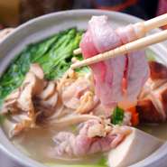 いまからの季節に『七谷地鶏鍋』がお薦め！