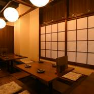 京料理が幅広く揃っているので、ビジネスでゲストを招いての会食にもご利用いただけます。完全個室なので、隣の席を気にせずに仕事の話や食事を楽しむことができます。会社の宴会にもオススメです。