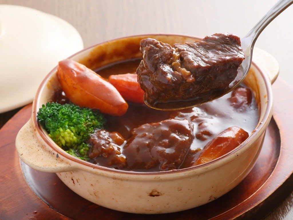 絶妙の火加減と見極めが必要な『ビーフシチュー』