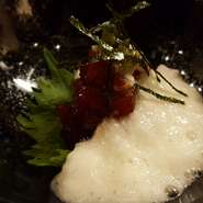 漬け馬肉の山かけ