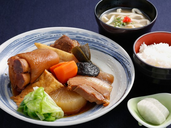 琉球ダイニング松尾 御菓子御殿 国際通り松尾店 国際通り 和食 のグルメ情報 ヒトサラ