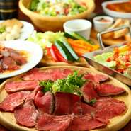 シェフが直接目利きをして築地で仕入れた、新鮮な魚介が味わえます。季節によってお魚の種類が変わります。旬の季節感豊かな魚介の味をお楽しみください。