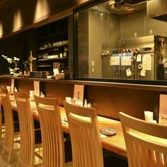 お1人様に嬉しい、寛げるカウンター席