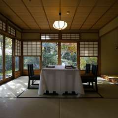 大切なお集まりやご接待に。室礼にこだわる料亭空間