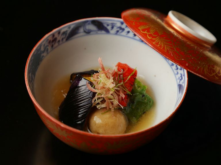 揚げた賀茂茄子を丁寧に出汁で炊いた、味わい深い『京野菜の冷やし鉢』