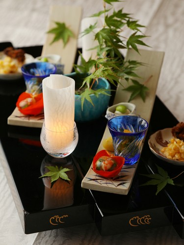 美味しさはもちろん、目にも美しい「食べる芸術」懐石料理