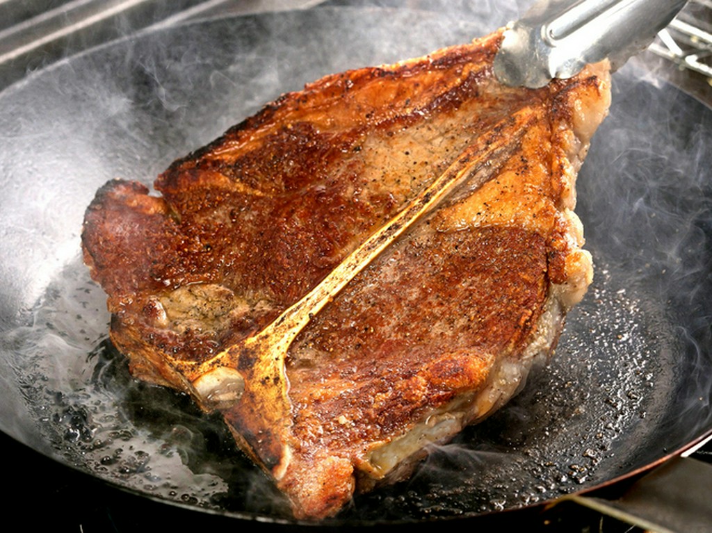 アメリカ産「ブラックアンガス牛」やオーストラリア産「葡萄牛」