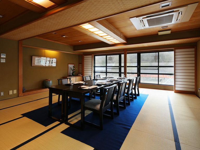 このお部屋での宴席もステキ