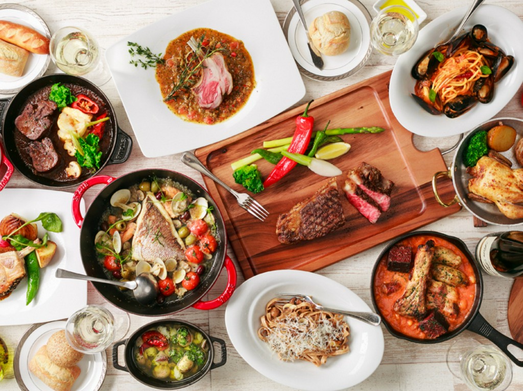 沖縄農家直送の新鮮野菜、地元で水揚げされたイキのいい魚介