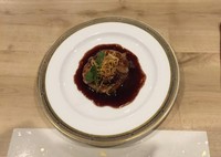 前菜盛り合わせ
ビーフシチュー
ガーリックトースト
焼き野菜　3品
​サーロインステーキ80g
デザート
コーヒー

ガーリックライス追加+1000円