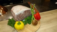 前菜盛り合わせ
本日のお魚料理
焼き野菜
シェフ厳選牛150ｇ※お二人合わせてのグラム数です
ガーリックライス
汁物　香物
コーヒー
アイス
※お二人合計の価格です