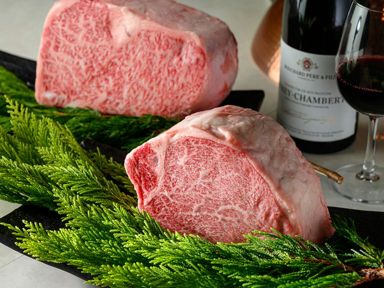 鉄板焼料理30年、熟練のシェフが格別の味わいをご提供