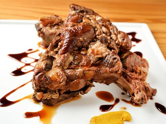 一番人気メニュー『スペアリブ』