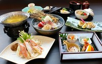 2025年4/1からの会席メニューです
メインが蟹すき小鍋です