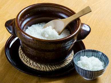 釜で炊いたふっくらご飯『紫香楽釜御飯』