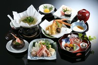 ・前菜 ・かに茶碗蒸し・かに天ぷら ・かにすき小鍋・かに寿司 ・デザート