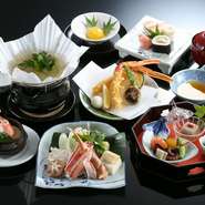 ・前菜　　　　　　　　・かに茶碗蒸し・かに天ぷら　　　　　・かにすき小鍋・かに寿司　　　　　　・デザート
