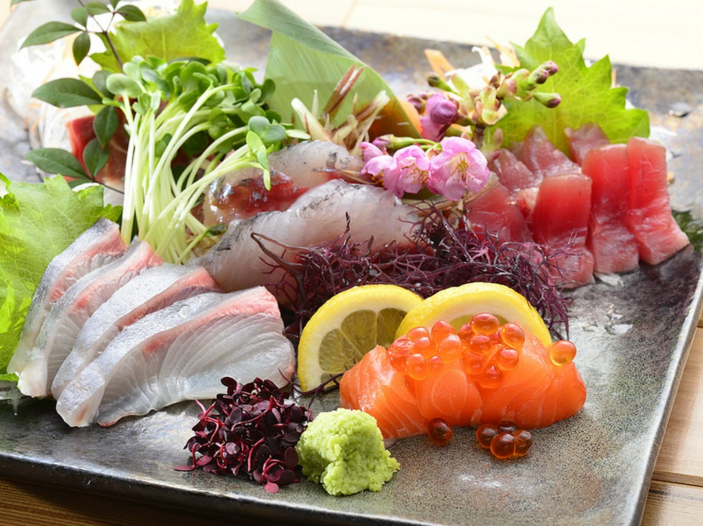 魚市場で長年勤務してきたお父さんの目利きで仕入れた鮮魚の『壱盛』