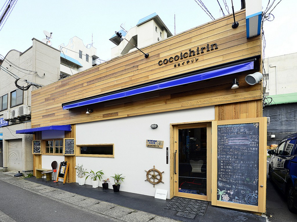 カフェのように気軽に立ち寄れる場所