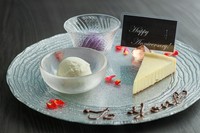 お誕生日や記念日にサプライズでプレートのご予約を承ります。