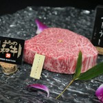 ふらの和牛の人気メニューと希少部位で構成されている人気コースです。