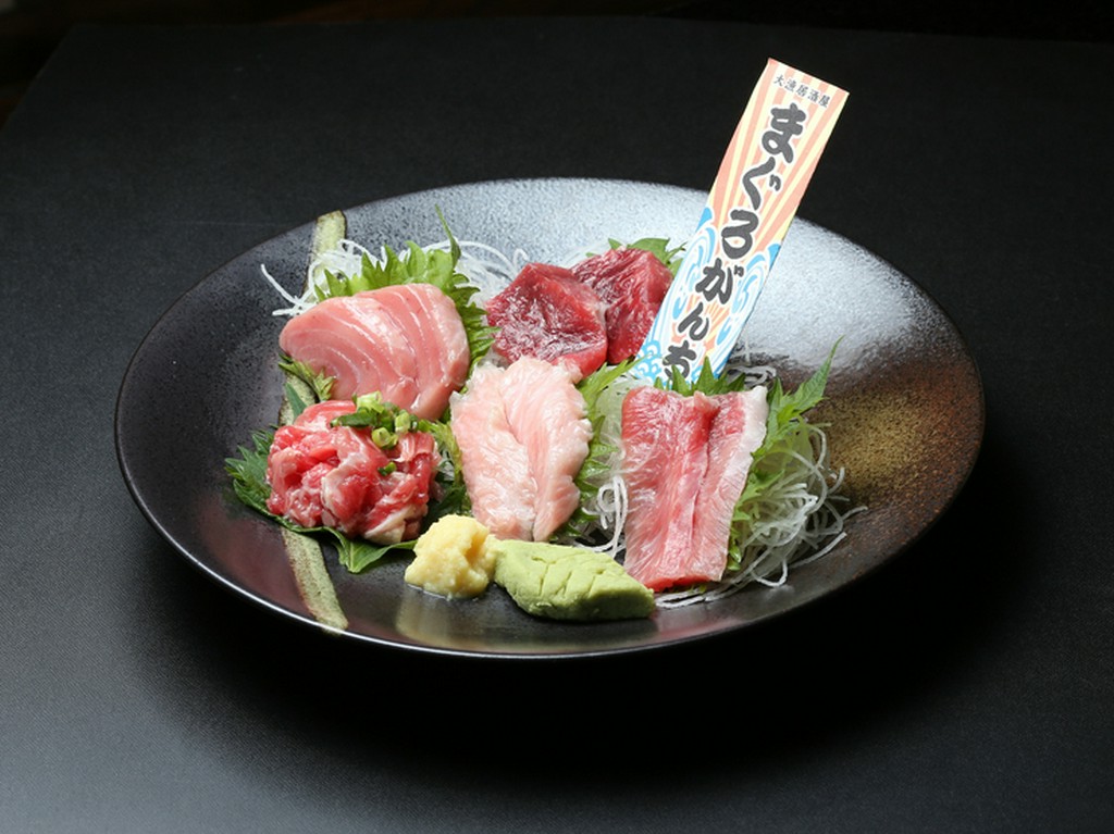 ホホ・脳天・のど肉・カマトロ刺身・あご肉タタキを食べ比べ『希少部位盛り合わせ』