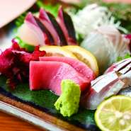 全国各地より新鮮素材を取り寄せております

