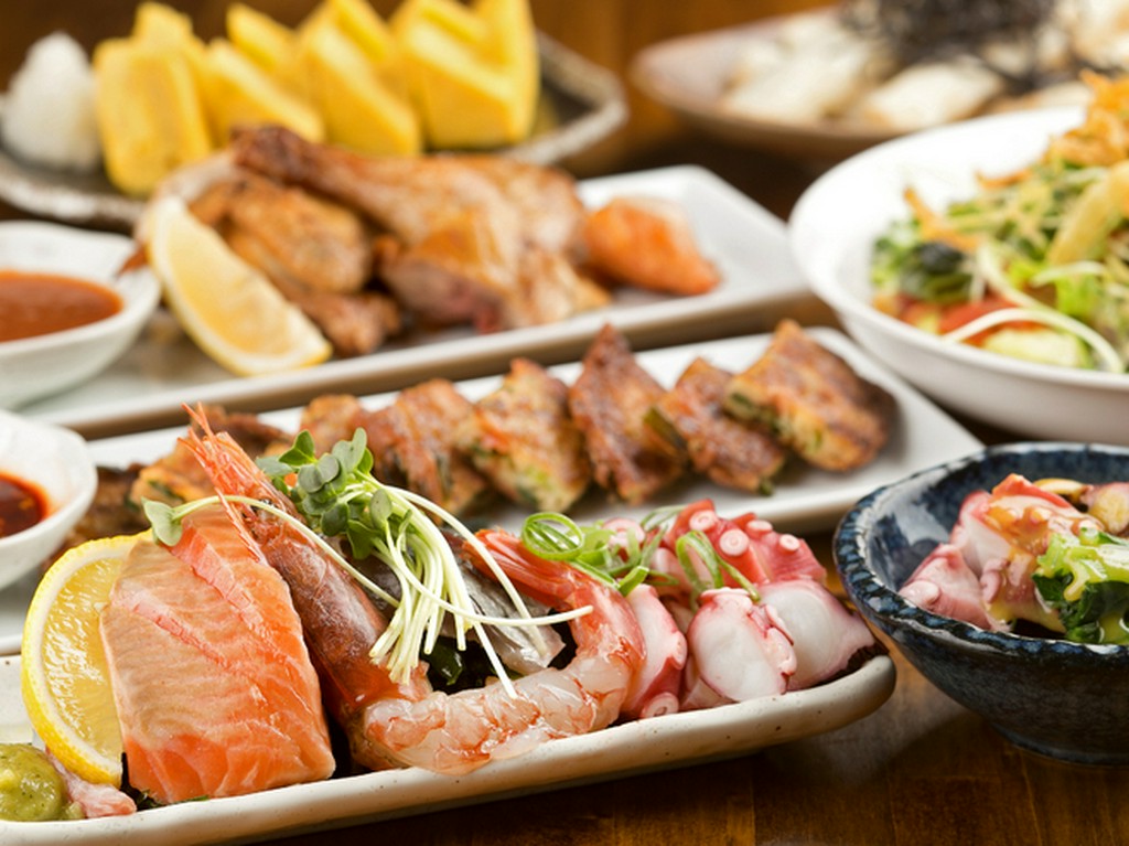 飯田橋女子会で味わう、贅沢な食材たっぷりディナー