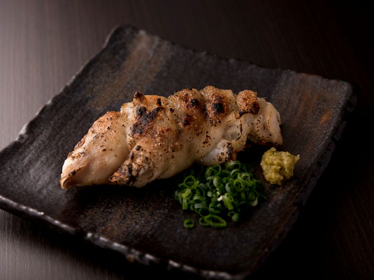 トロトロ食感でしかも香ばしい『豚足焼き』