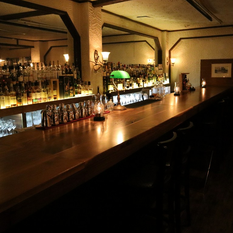 バー利用も多いお店です