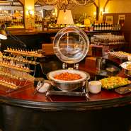 結婚式の二次会に好評です。音響や店内装飾の持ち込みなどもご相談下さい。