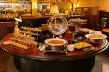 カジュアルなパーティーにお使いいただけます。
若い方が多い新年会や歓迎会でもご相談ください