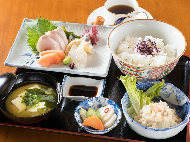 どの時間でも来店できる通し営業がありがたい