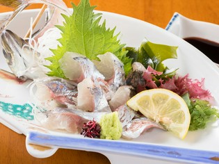 少しでも新鮮な魚を活魚という形で