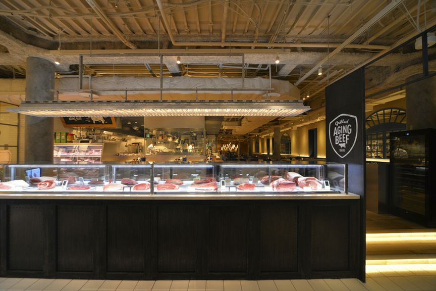 スタイリッシュな店内は、会食や接待などのシーンにもぴったり