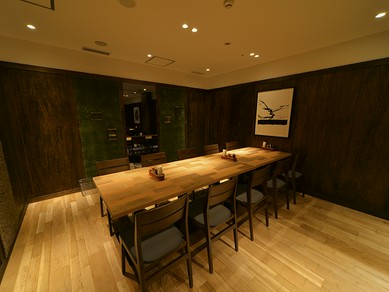 最大30名まで利用できる個室は、パーティーにも最適