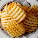 定番の外はカリッと中はふんわりのフライドポテトです。