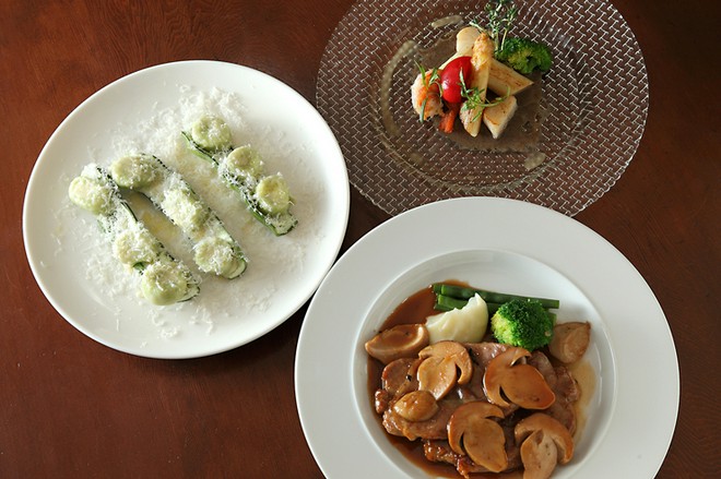 食器・内装にこだわっている